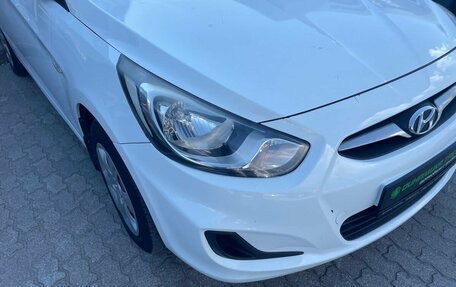 Hyundai Solaris II рестайлинг, 2012 год, 650 000 рублей, 4 фотография