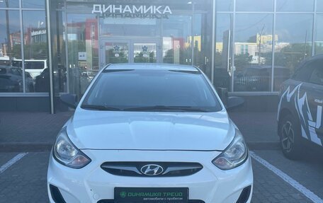 Hyundai Solaris II рестайлинг, 2012 год, 650 000 рублей, 2 фотография