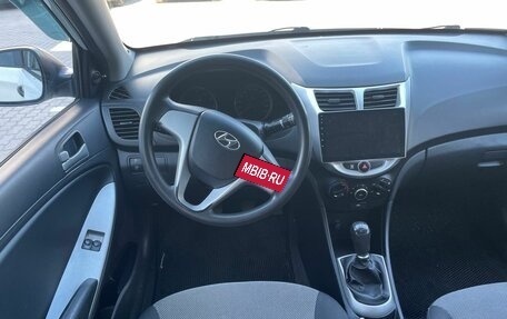 Hyundai Solaris II рестайлинг, 2012 год, 650 000 рублей, 10 фотография