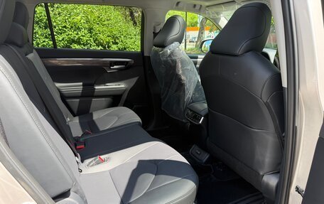 Toyota Highlander, 2026 год, 5 330 000 рублей, 12 фотография