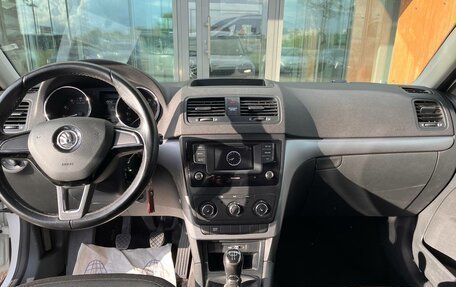 Skoda Yeti I рестайлинг, 2017 год, 1 379 000 рублей, 7 фотография