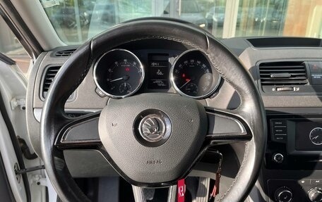 Skoda Yeti I рестайлинг, 2017 год, 1 379 000 рублей, 11 фотография