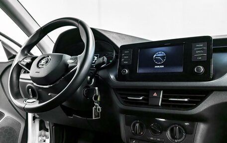 Skoda Rapid II, 2022 год, 1 699 000 рублей, 9 фотография