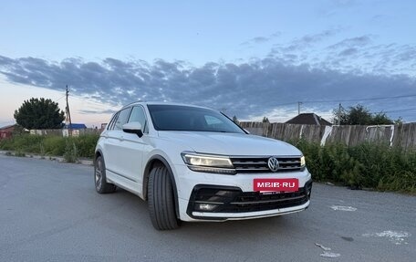 Volkswagen Tiguan II, 2018 год, 2 700 000 рублей, 5 фотография
