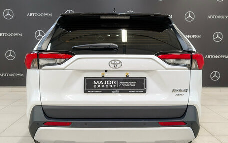 Toyota RAV4, 2025 год, 4 160 000 рублей, 6 фотография