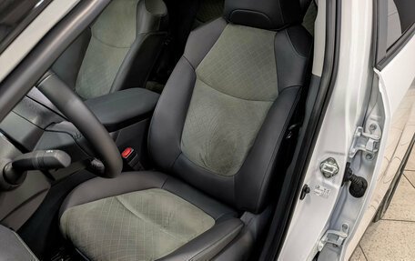 Toyota RAV4, 2025 год, 4 160 000 рублей, 20 фотография
