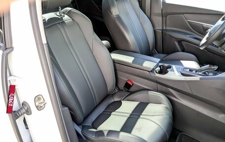 Peugeot 5008 II, 2021 год, 2 650 000 рублей, 24 фотография