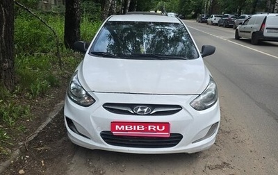 Hyundai Solaris II рестайлинг, 2013 год, 350 000 рублей, 1 фотография