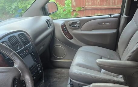 Chrysler Voyager IV, 2004 год, 950 000 рублей, 4 фотография