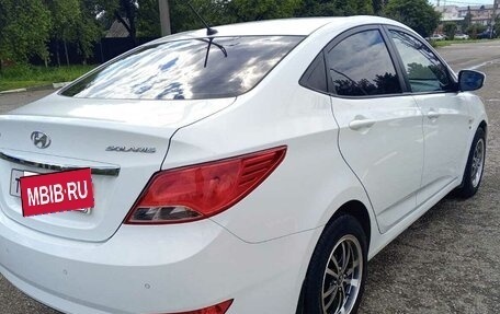 Hyundai Solaris II рестайлинг, 2014 год, 1 050 000 рублей, 4 фотография