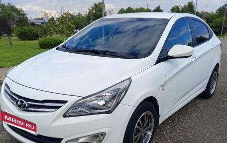 Hyundai Solaris II рестайлинг, 2014 год, 1 050 000 рублей, 3 фотография