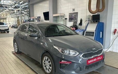 KIA cee'd III, 2018 год, 1 690 000 рублей, 6 фотография