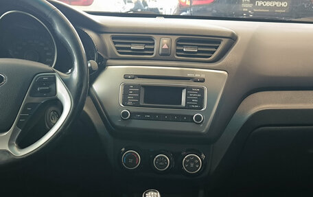 KIA Rio III рестайлинг, 2016 год, 990 000 рублей, 18 фотография