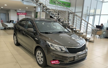 KIA Rio III рестайлинг, 2016 год, 990 000 рублей, 3 фотография