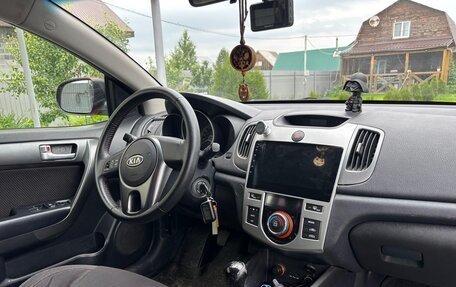 KIA Cerato III, 2010 год, 800 000 рублей, 3 фотография