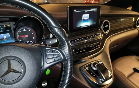 Mercedes-Benz V-Класс, 2016 год, 5 000 000 рублей, 13 фотография