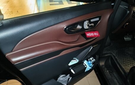 Mercedes-Benz V-Класс, 2016 год, 5 000 000 рублей, 10 фотография