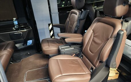Mercedes-Benz V-Класс, 2016 год, 5 000 000 рублей, 19 фотография