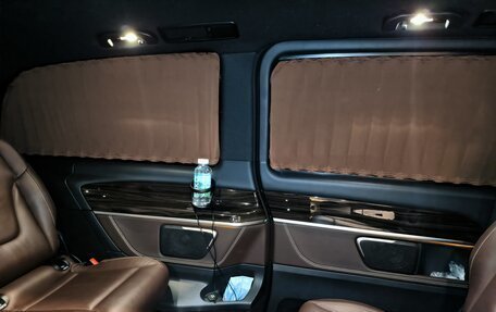 Mercedes-Benz V-Класс, 2016 год, 5 000 000 рублей, 30 фотография