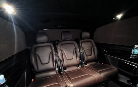 Mercedes-Benz V-Класс, 2016 год, 5 000 000 рублей, 23 фотография