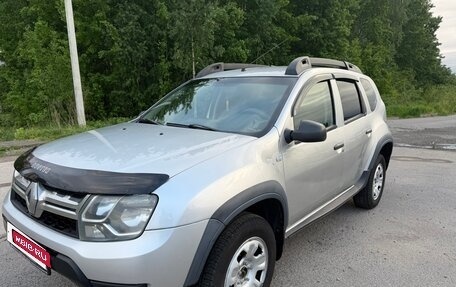 Renault Duster I рестайлинг, 2015 год, 655 000 рублей, 3 фотография