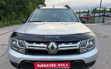 Renault Duster I рестайлинг, 2015 год, 655 000 рублей, 2 фотография