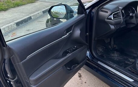 Toyota Camry, 2019 год, 2 500 000 рублей, 6 фотография