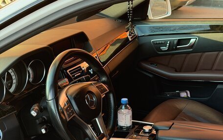Mercedes-Benz E-Класс, 2013 год, 2 300 000 рублей, 8 фотография
