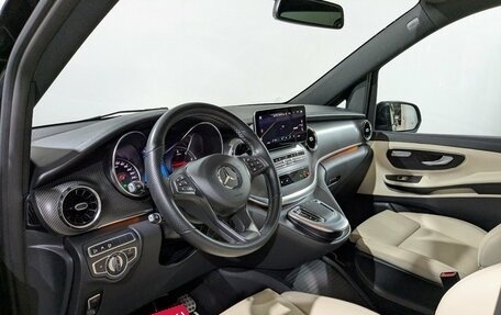 Mercedes-Benz V-Класс, 2023 год, 9 450 000 рублей, 30 фотография