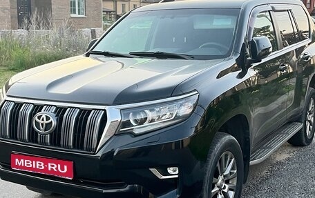 Toyota Land Cruiser Prado 150 рестайлинг 2, 2019 год, 4 500 000 рублей, 1 фотография