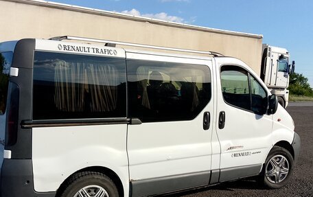 Renault Trafic, 2002 год, 850 000 рублей, 2 фотография