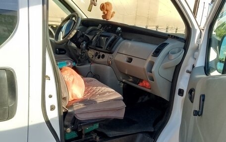 Renault Trafic, 2002 год, 850 000 рублей, 8 фотография