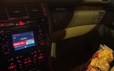 Audi A8, 2001 год, 750 000 рублей, 24 фотография