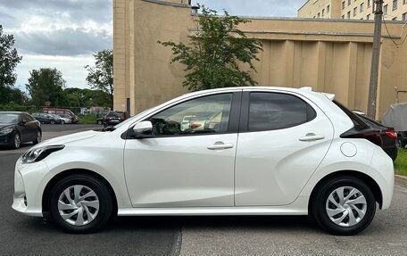 Toyota Yaris, 2021 год, 1 250 000 рублей, 4 фотография