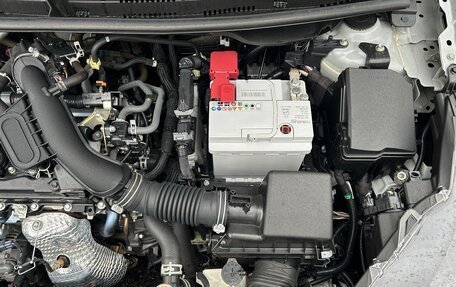 Toyota Yaris, 2021 год, 1 250 000 рублей, 26 фотография