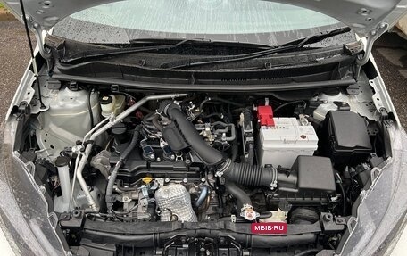 Toyota Yaris, 2021 год, 1 250 000 рублей, 24 фотография