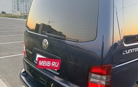 Volkswagen Multivan T5, 2009 год, 1 600 000 рублей, 5 фотография