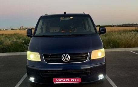 Volkswagen Multivan T5, 2009 год, 1 600 000 рублей, 2 фотография