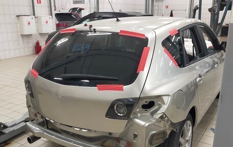 Mazda 3, 2004 год, 1 300 000 рублей, 30 фотография