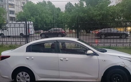 KIA Rio IV, 2020 год, 800 000 рублей, 5 фотография