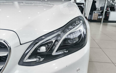 Mercedes-Benz E-Класс, 2015 год, 2 250 000 рублей, 21 фотография