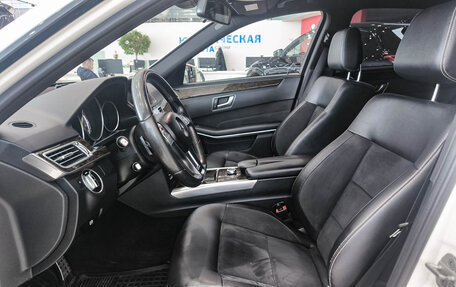 Mercedes-Benz E-Класс, 2015 год, 2 250 000 рублей, 20 фотография