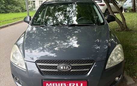 KIA cee'd I рестайлинг, 2009 год, 700 000 рублей, 1 фотография