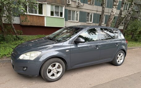 KIA cee'd I рестайлинг, 2009 год, 700 000 рублей, 6 фотография