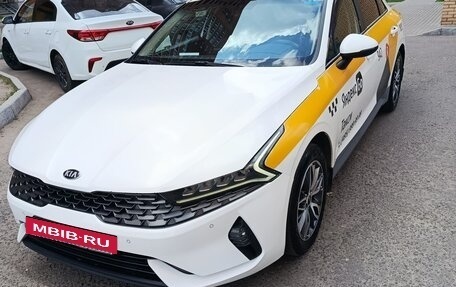 KIA K5, 2021 год, 1 520 000 рублей, 6 фотография