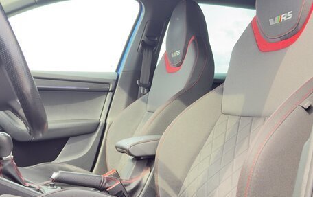 Skoda Octavia RS, 2019 год, 2 100 000 рублей, 26 фотография