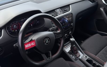 Skoda Octavia RS, 2019 год, 2 100 000 рублей, 29 фотография