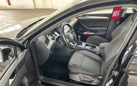 Volkswagen Passat B8 рестайлинг, 2022 год, 2 092 000 рублей, 5 фотография