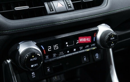 Toyota RAV4, 2025 год, 3 849 700 рублей, 26 фотография