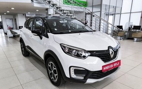 Renault Kaptur I рестайлинг, 2018 год, 1 650 000 рублей, 3 фотография